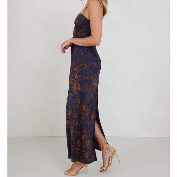 Park & Fifth Maxine Dress in Penny - Picture 3 of 4